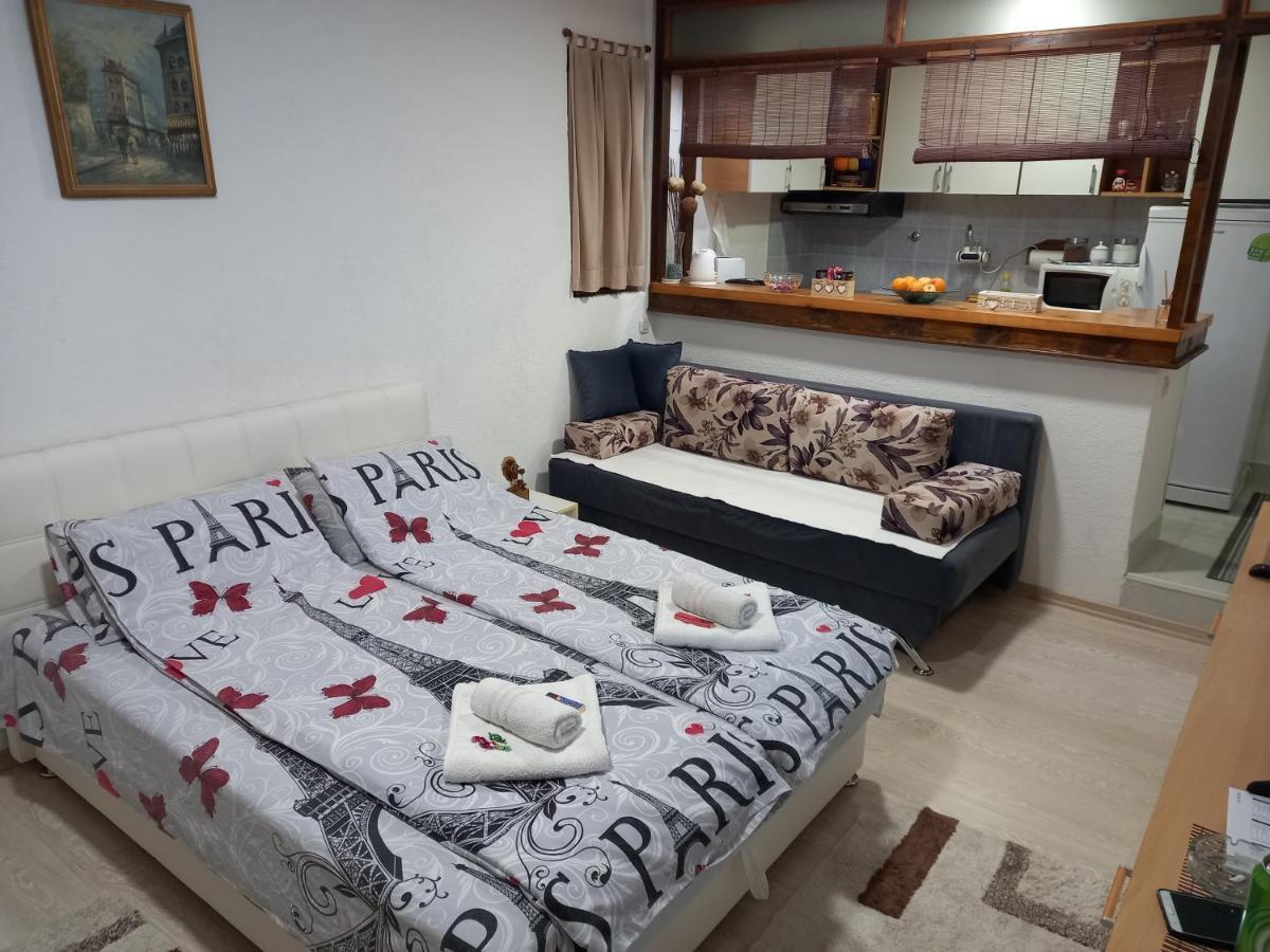 Apartman Azra SJJ Eksteriør bilde
