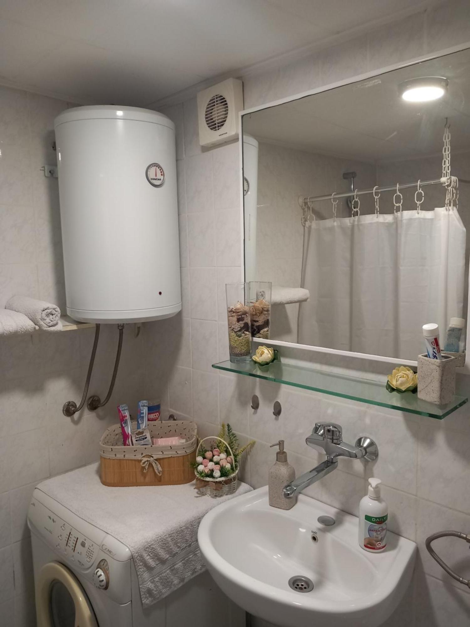 Apartman Azra SJJ Eksteriør bilde